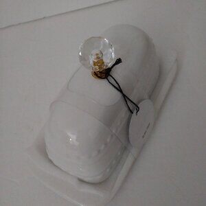 White Ceramic Butter Dish with Lid